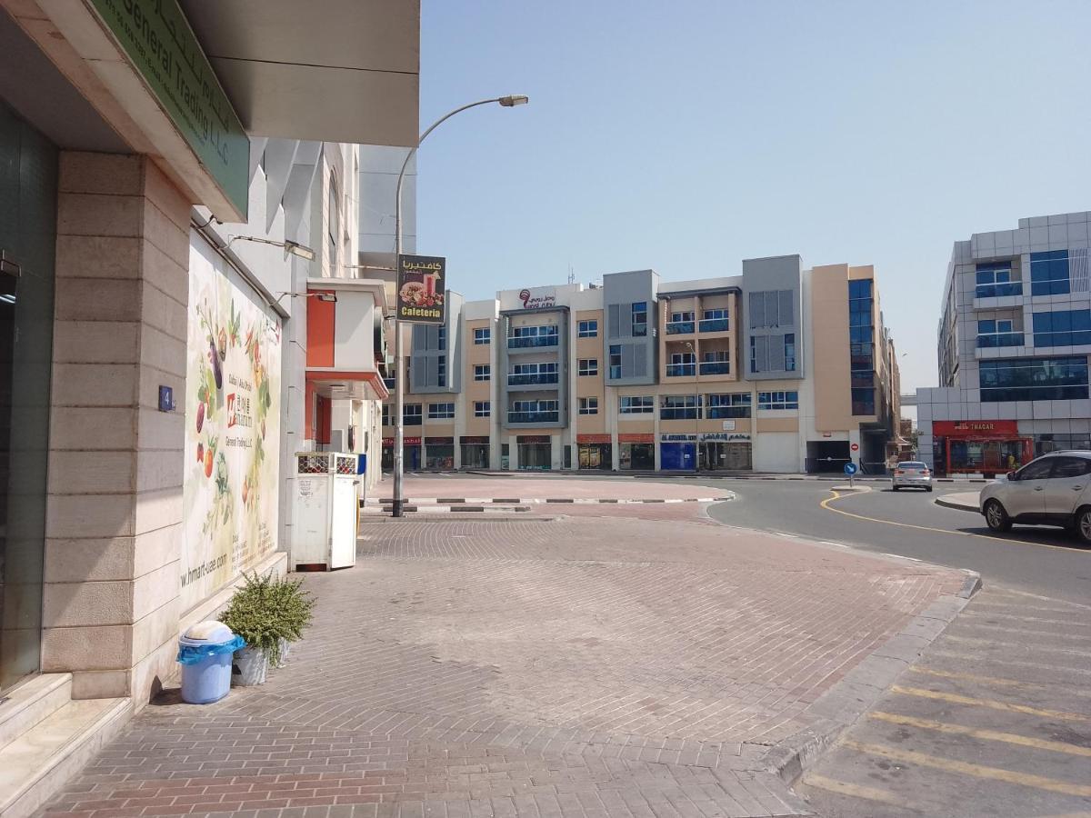Abree Building New Hostel Dubai Luaran gambar