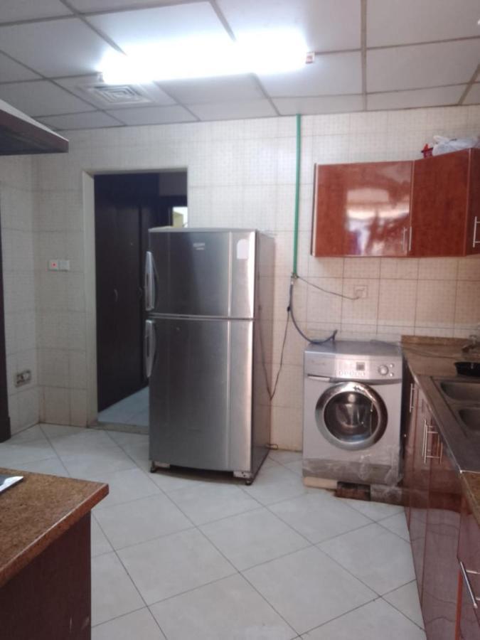 Abree Building New Hostel Dubai Luaran gambar