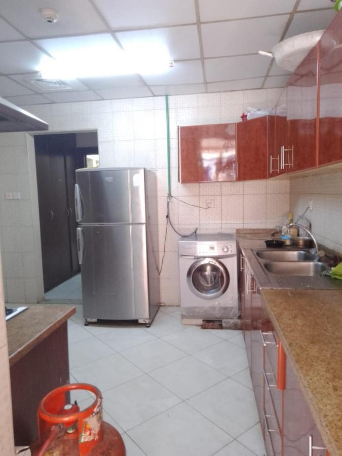 Abree Building New Hostel Dubai Luaran gambar